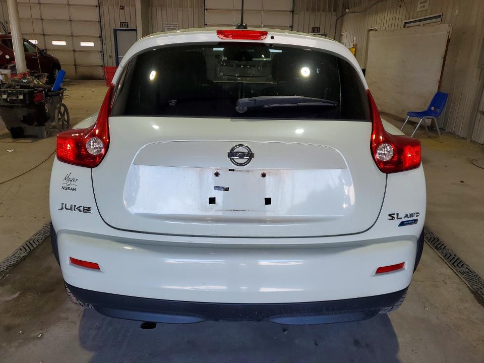 60610706 :رقم المزاد ، JN8AF5MV2CT108102 vin ، 2012 Nissan Juke مزاد بيع