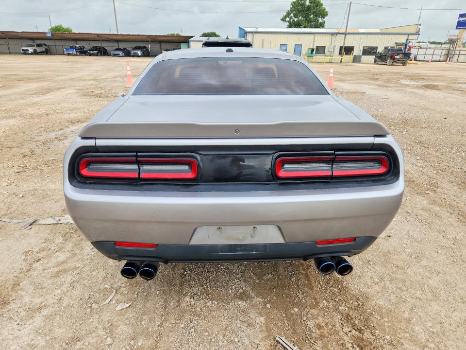 Продаж на аукціоні авто 2018 Dodge Challenger, vin: 2C3CDZAG9JH317777, номер лоту: 61413576