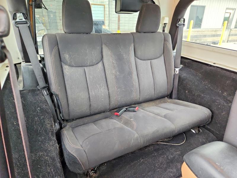 63052946 :رقم المزاد ، 1C4AJWBG6FL531323 vin ، 2015 Jeep Wrangler مزاد بيع