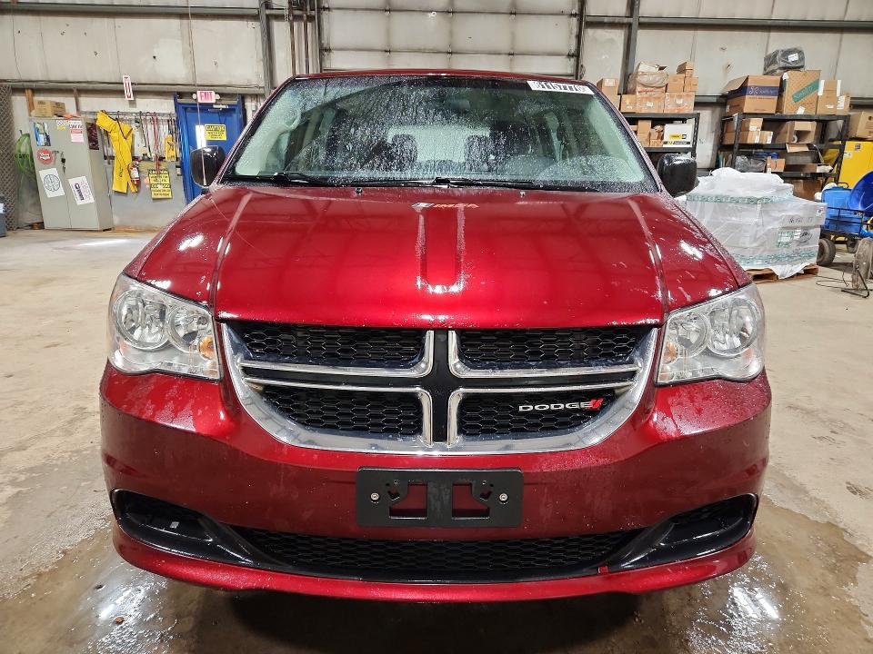 61157776 :رقم المزاد ، 2C4RDGBG3HR575273 vin ، 2017 Dodge Grand Caravan مزاد بيع