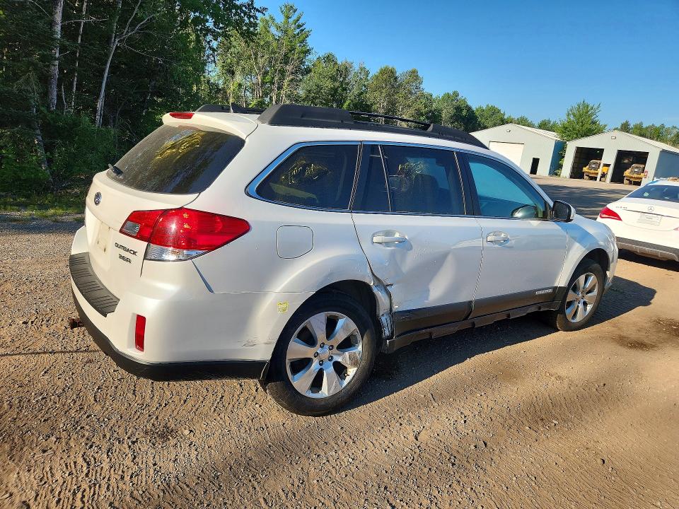 60097026 :رقم المزاد ، 4S4BRDLC3B2344436 vin ، 2011 Subaru Outback مزاد بيع