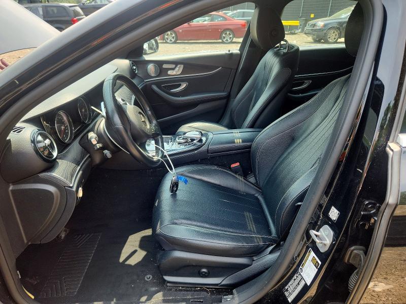 61082676 :رقم المزاد ، WDDZF4KB7HA078010 vin ، 2017 Mercedes-benz E مزاد بيع