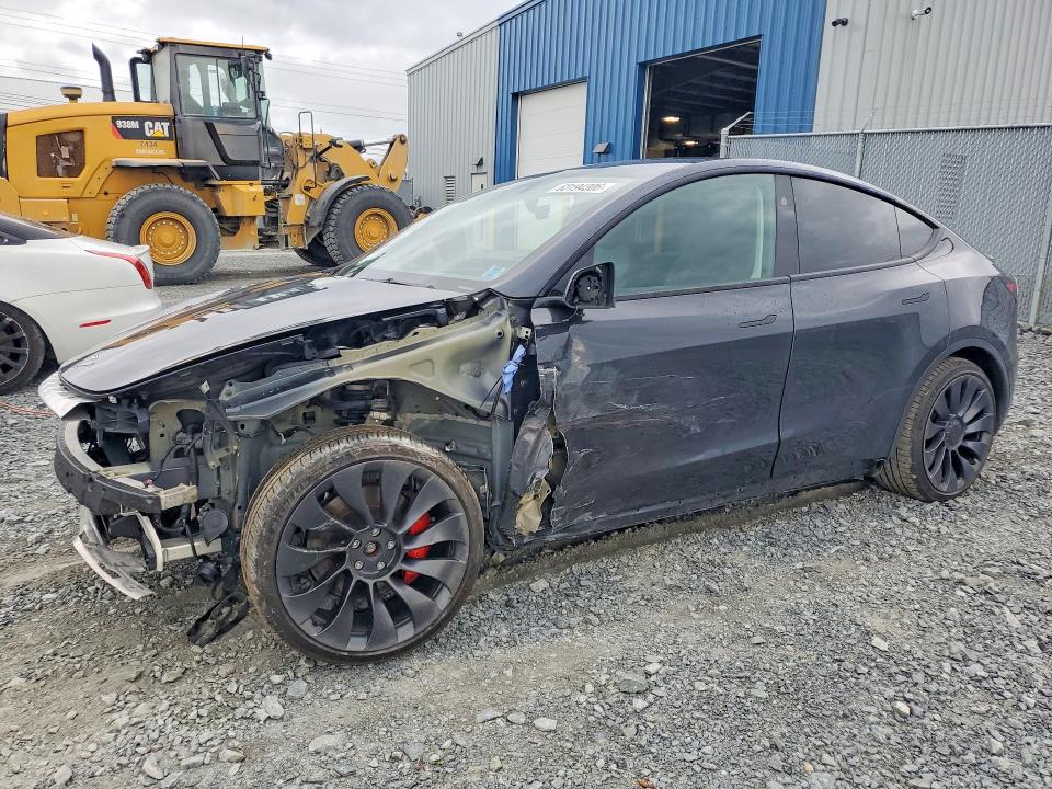 Продажа на аукционе авто 2024 Tesla Model Y, vin: 7SAYGDEF7RF183725, номер лота: 63194306