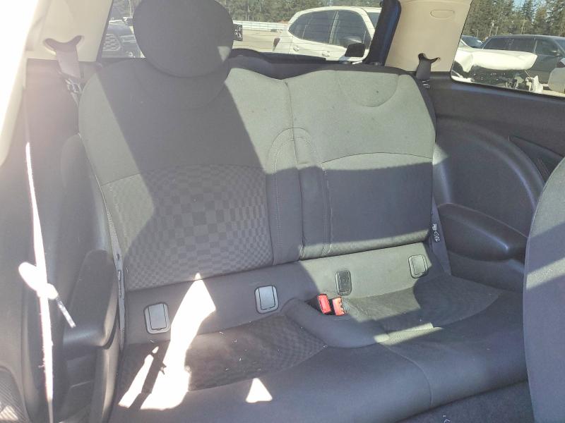 Продаж на аукціоні авто 2011 Mini Cooper, vin: WMWSV3C56BTY23131, номер лоту: 60816126