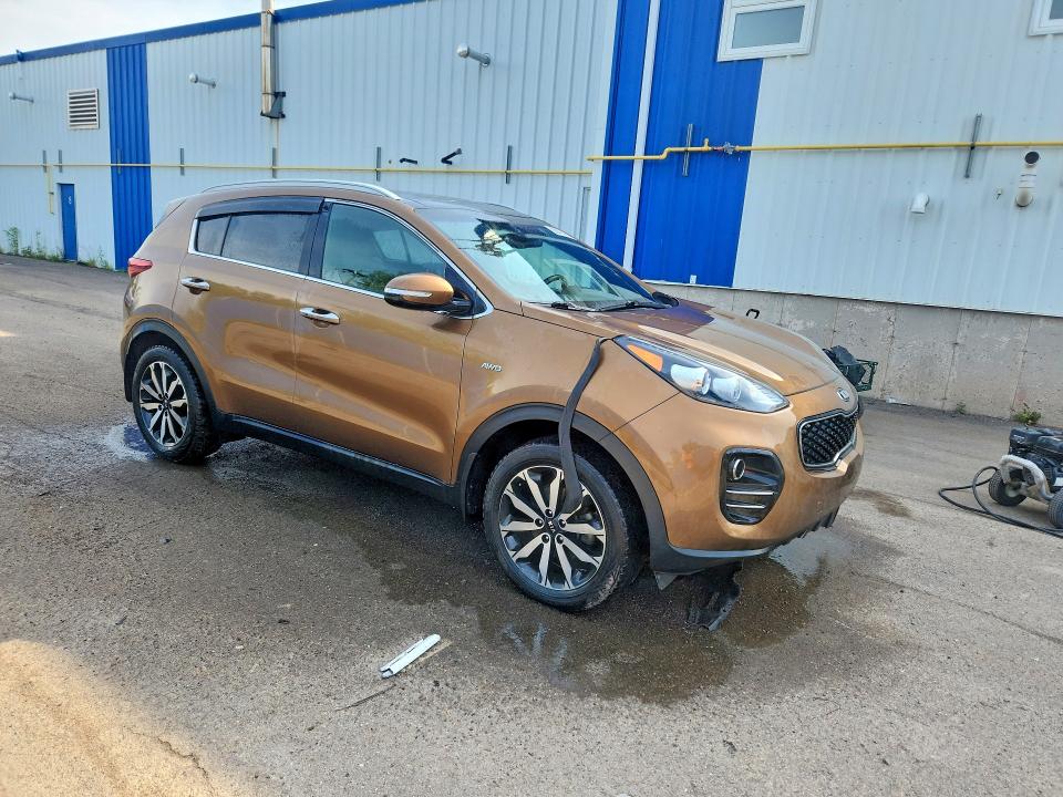 60474436 :رقم المزاد ، KNDPNCAC2H7057796 vin ، 2017 Kia Sportage مزاد بيع