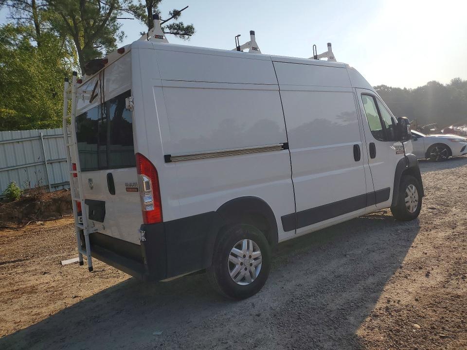 60765786 :رقم المزاد ، 3C6TRVBG2LE104213 vin ، 2020 Ram Promaster 1500 مزاد بيع