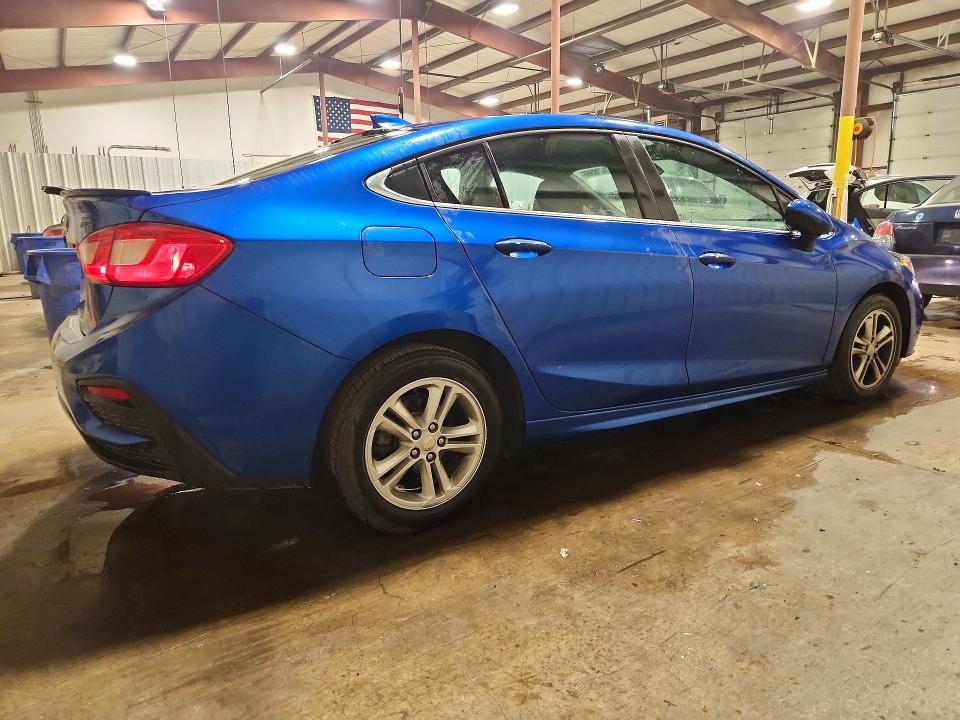 61428566 :رقم المزاد ، 1G1BE5SM3G7308717 vin ، 2016 Chevrolet Cruze مزاد بيع