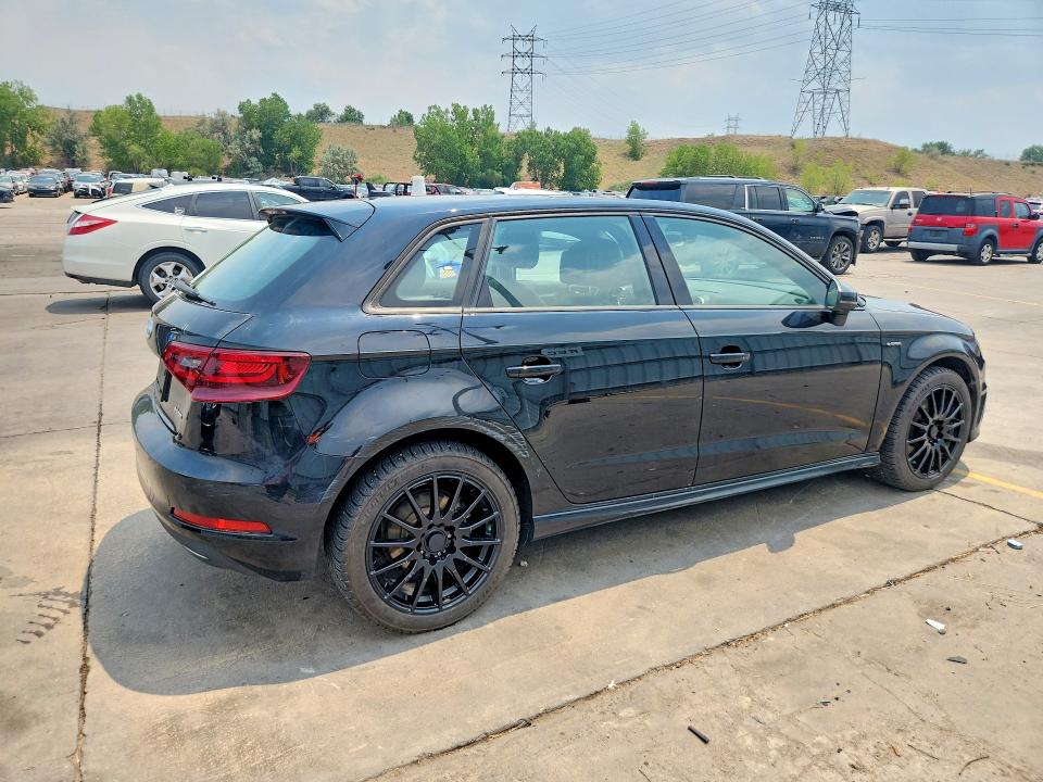 Продажа на аукционе авто 2016 Audi A3, vin: WAUUPBFF1GA076350, номер лота: 59876076