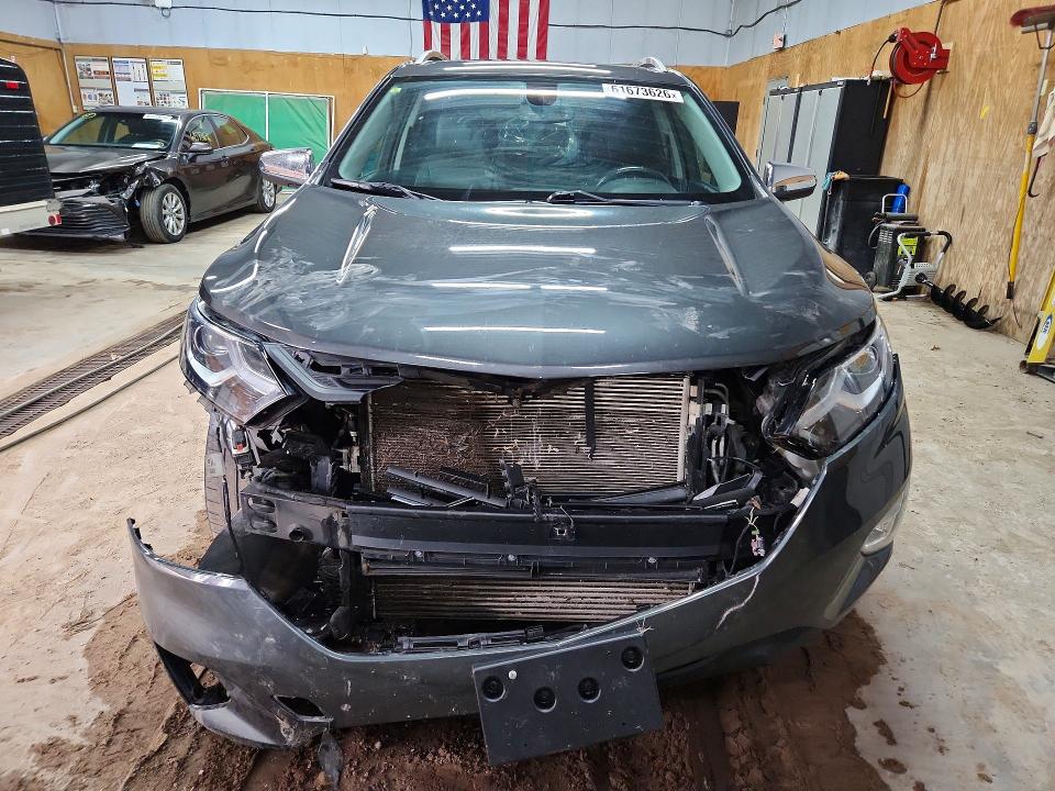 61673626 :رقم المزاد ، 2GNAXVEV1J6289665 vin ، 2018 Chevrolet Equinox مزاد بيع