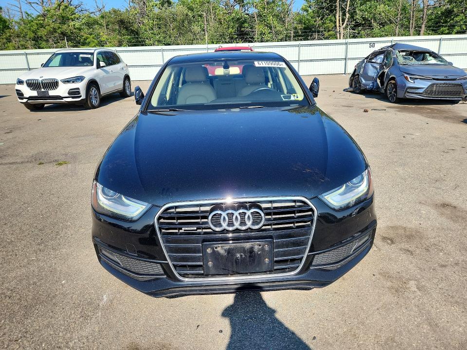 Продажа на аукционе авто 2014 Audi A4, vin: WAUBFAFL4EN024808, номер лота: 61109006