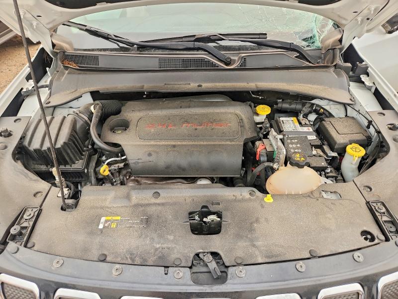 61243656 :رقم المزاد ، 3C4NJDCB8NT113812 vin ، 2022 Jeep Compass مزاد بيع
