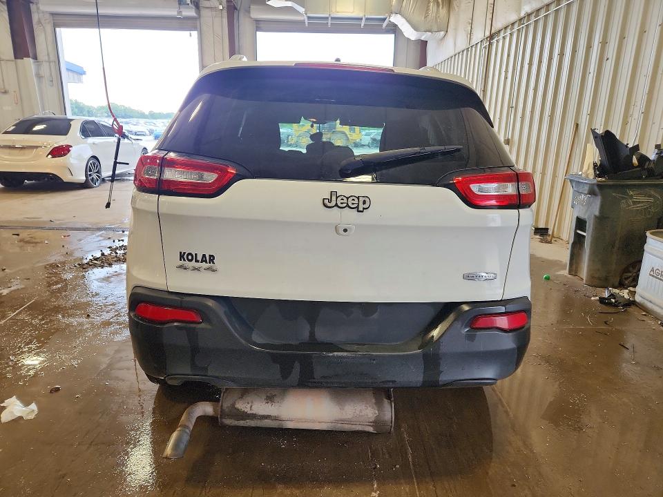 61619216 :رقم المزاد ، 1C4PJMCB8GW196986 vin ، 2016 Jeep Cherokee مزاد بيع
