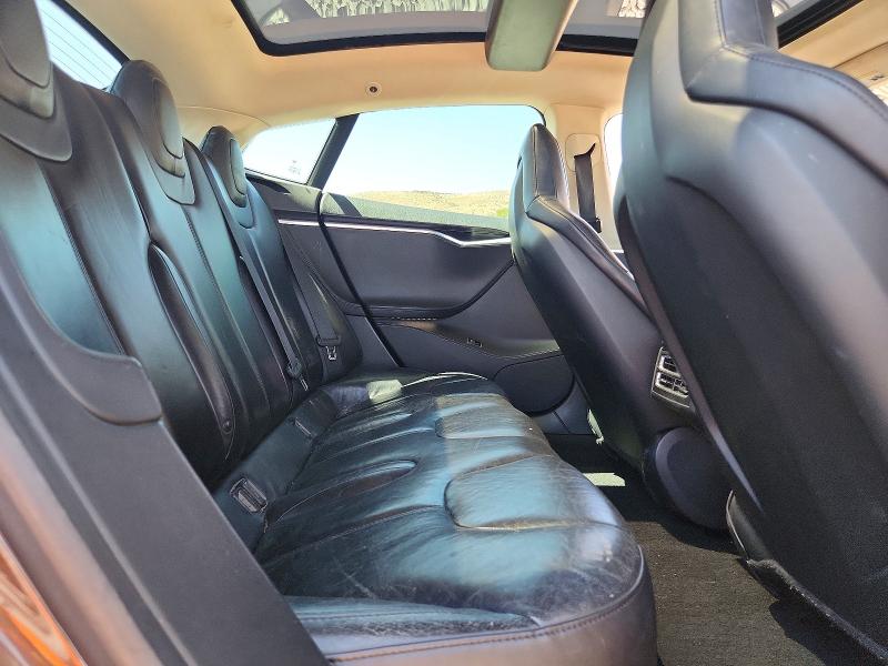 2014 Tesla Model S მანქანა იყიდება აუქციონზე, vin: 5YJSA1H19EFP48618, აუქციონის ნომერი: 60206356