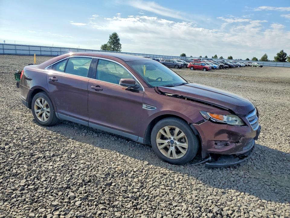 60976796 :رقم المزاد ، 1FAHP2EWXAG119471 vin ، 2010 Ford Taurus مزاد بيع