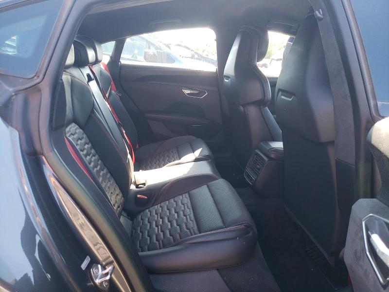 2022 Audi Rs E-tron Gt მანქანა იყიდება აუქციონზე, vin: WAUAHBFW4N7904711, აუქციონის ნომერი: 61547786