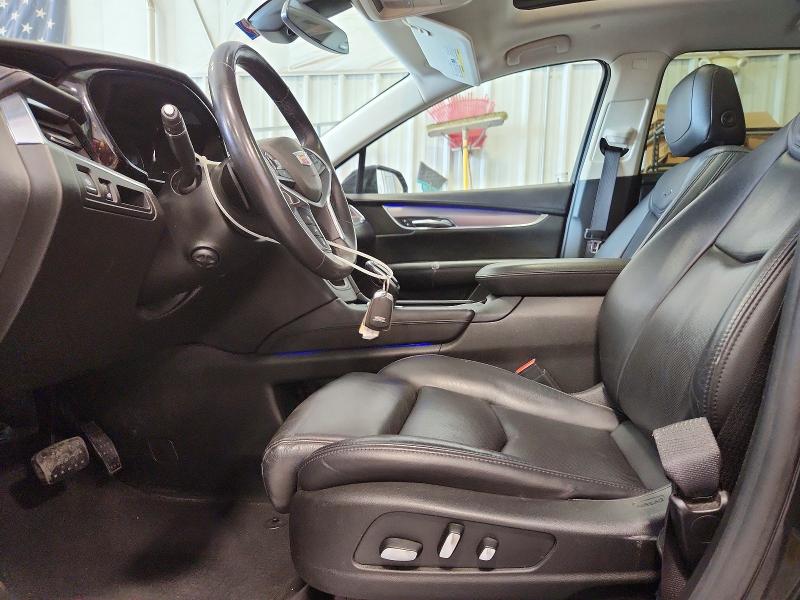 61365496 :رقم المزاد ، 1GYKNERS0HZ193912 vin ، 2017 Cadillac Xt5 مزاد بيع