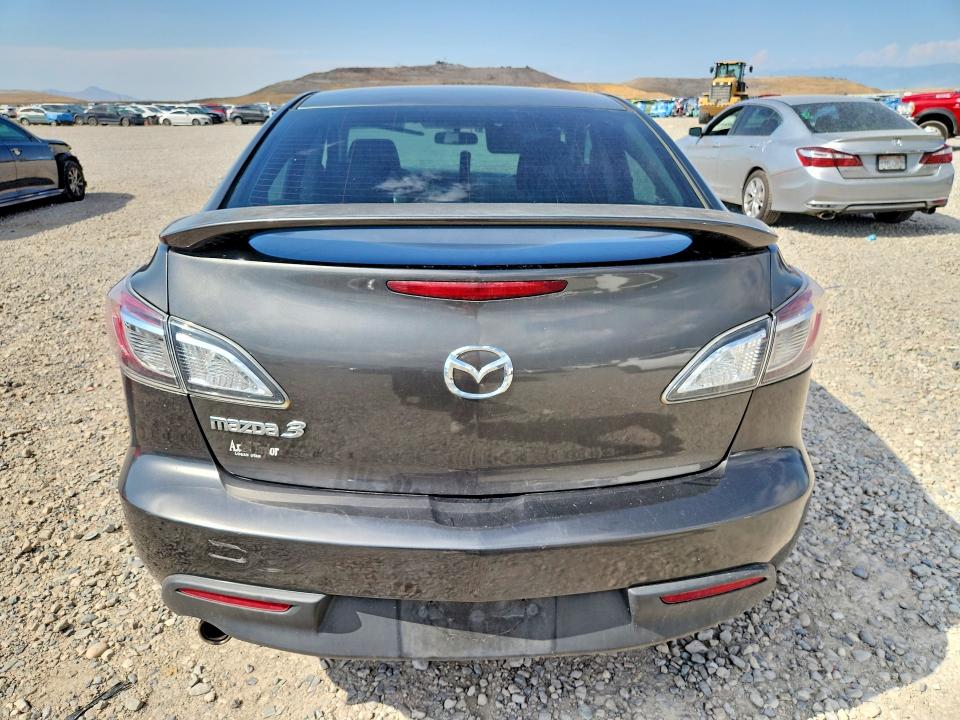 Auction sale of the 2011 Mazda 3, vin: JM1BL1VF0B1458153, lot number: 63106016