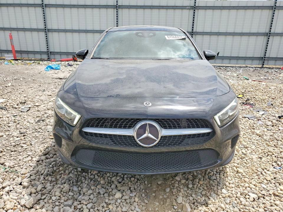 Продажа на аукционе авто 2019 Mercedes-benz A, vin: WDD3G4FB0KW002202, номер лота: 61966976