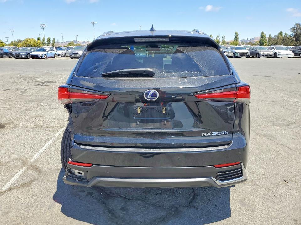 60250326 :رقم المزاد ، JTJGJRDZ1M2169671 vin ، 2021 Lexus Nx 300h مزاد بيع