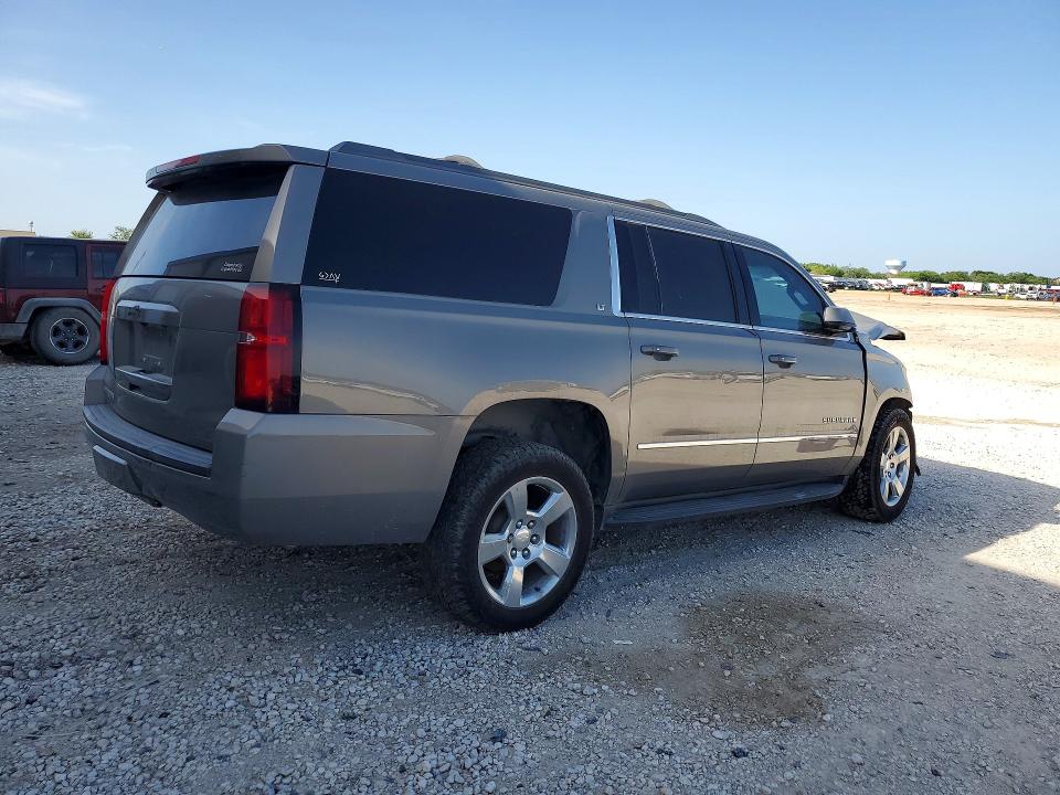 61596786 :رقم المزاد ، 1GNSCHKC3HR374607 vin ، 2017 Chevrolet Suburban مزاد بيع