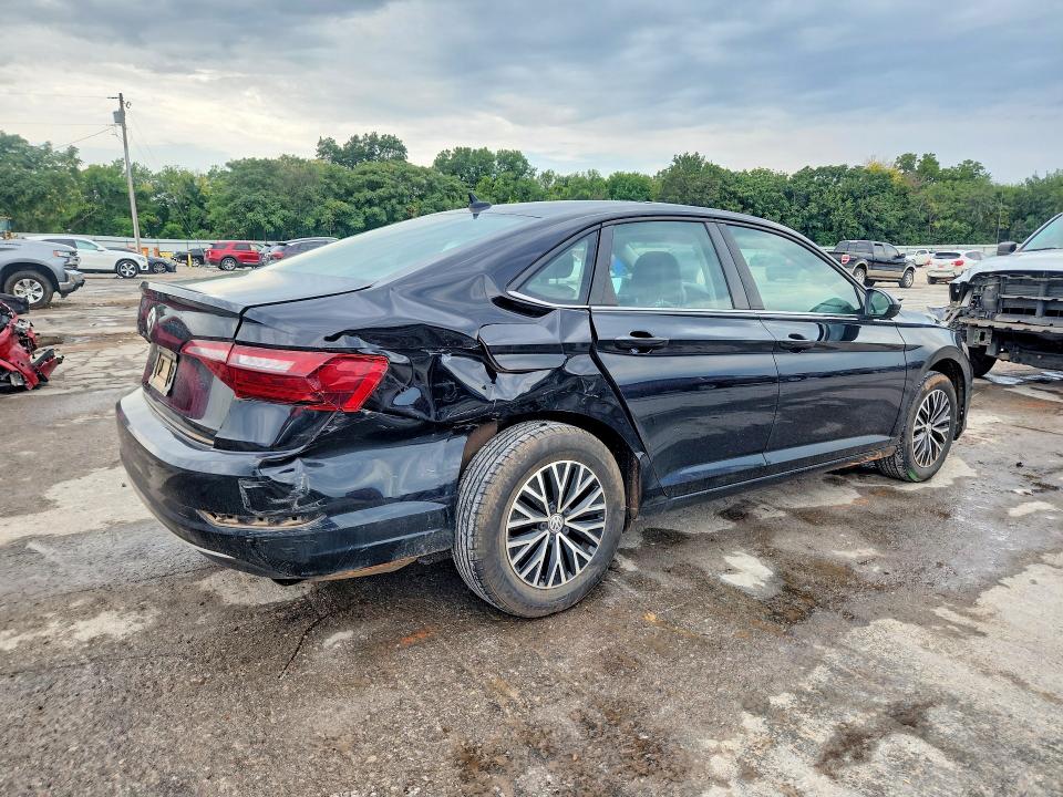 62520446 :رقم المزاد ، 3VWC57BU3MM020105 vin ، 2021 Volkswagen Jetta مزاد بيع