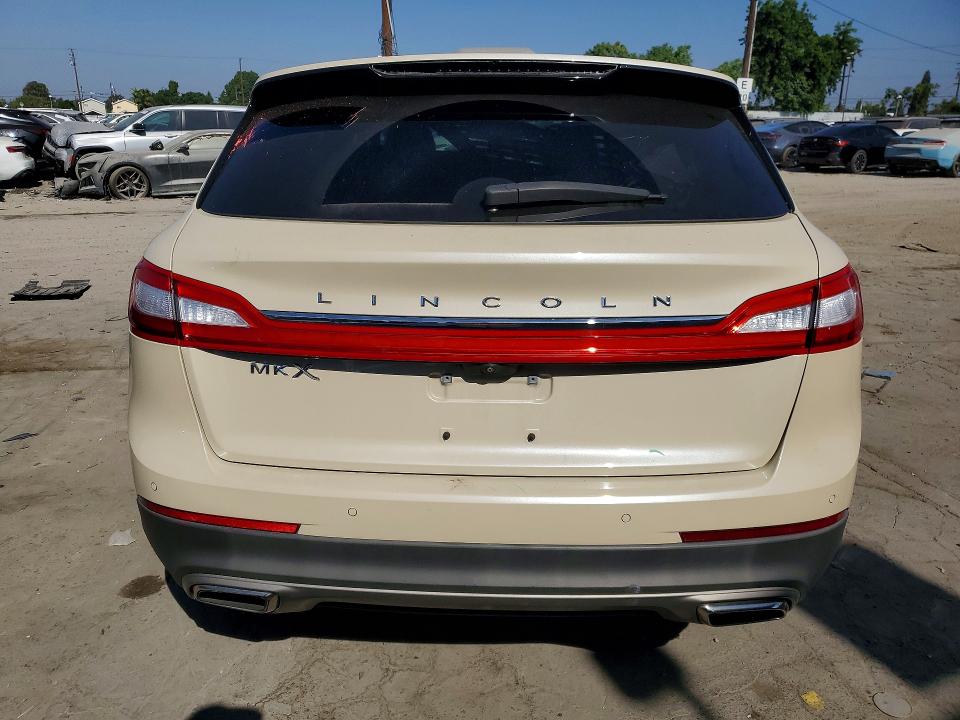 Продаж на аукціоні авто 2018 Lincoln Mkx, vin: 2LMPJ6LR3JBL40817, номер лоту: 63254246