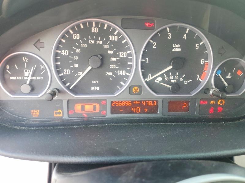 61066086 :رقم المزاد ، WBAAV53461JS96877 vin ، 2001 Bmw 330 مزاد بيع