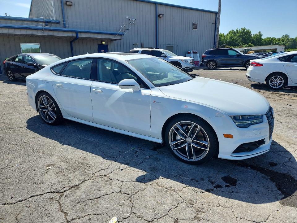 Продажа на аукционе авто 2016 Audi A7, vin: WAU2GAFC7GN111196, номер лота: 60948706
