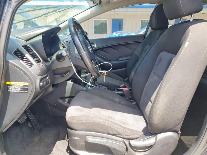 62440096 :رقم المزاد ، 3KPFL4A72HE115271 vin ، 2017 Kia Forte مزاد بيع