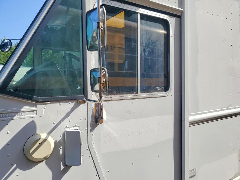 Продажа на аукционе авто 2007 Freightliner Chassis, vin: 4UZABMBW87CY11749, номер лота: 56976986