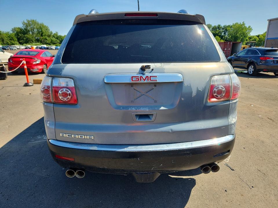 60772526 :رقم المزاد ، 1GKER13708J152106 vin ، 2008 Gmc Acadia مزاد بيع