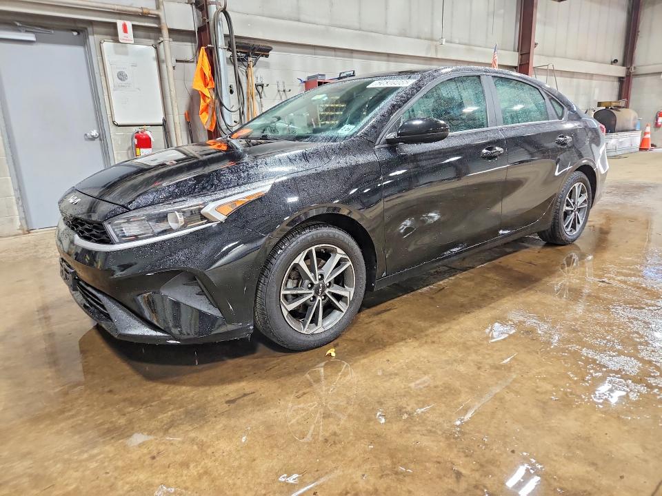 2023 Kia Forte მანქანა იყიდება აუქციონზე, vin: 3KPF24ADXPE596930, აუქციონის ნომერი: 62630966