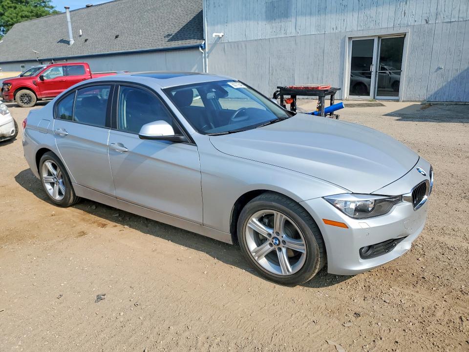 2015 Bmw 328 მანქანა იყიდება აუქციონზე, vin: WBA3B3G59FNR87409, აუქციონის ნომერი: 60777546