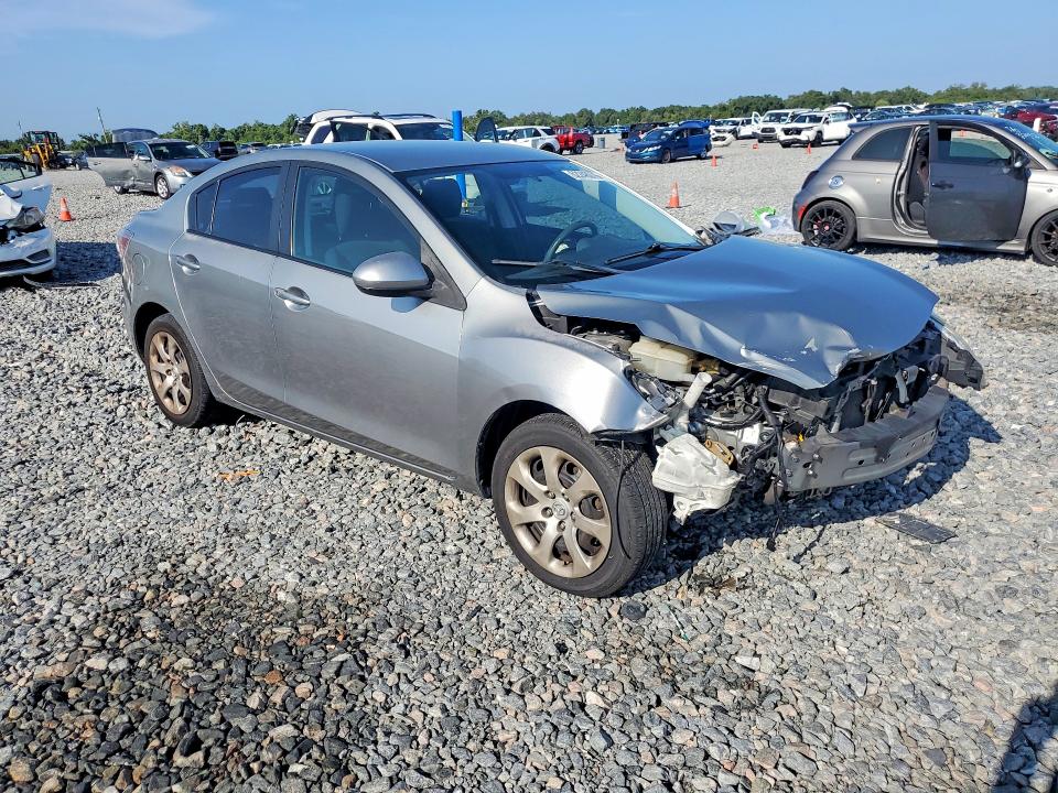 62248076 :رقم المزاد ، JM1BL1UF7B1449340 vin ، 2011 Mazda 3 مزاد بيع