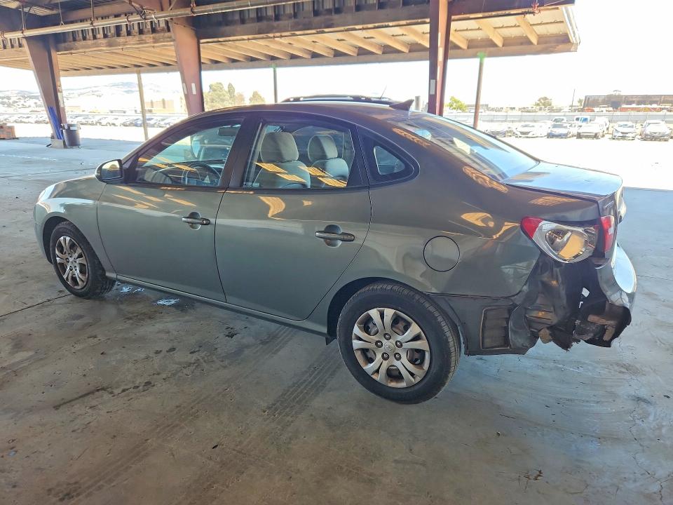 61639676 :رقم المزاد ، KMHDU4AD5AU074518 vin ، 2010 Hyundai Elantra مزاد بيع