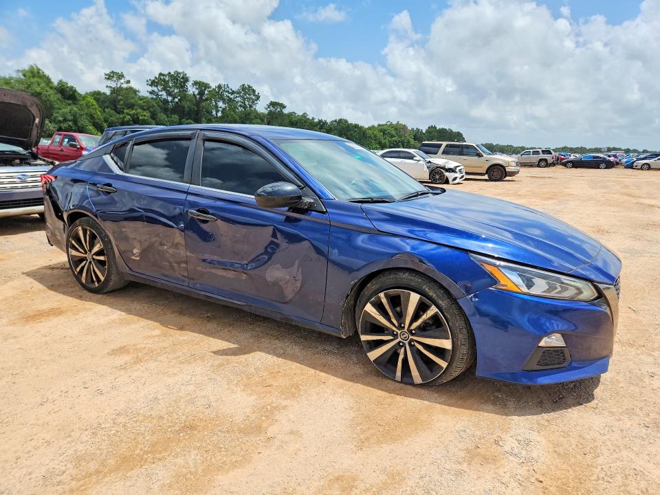 Продаж на аукціоні авто 2022 Nissan Altima, vin: 1N4BL4CV5NN351324, номер лоту: 62250516