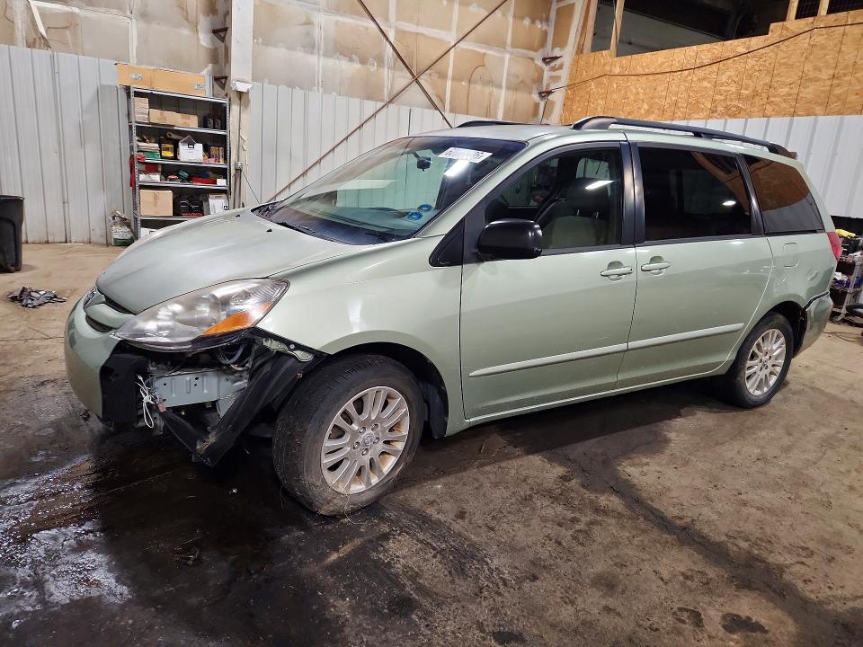 62008536 :رقم المزاد ، 5TDBK23C98S014900 vin ، 2008 Toyota Sienna مزاد بيع