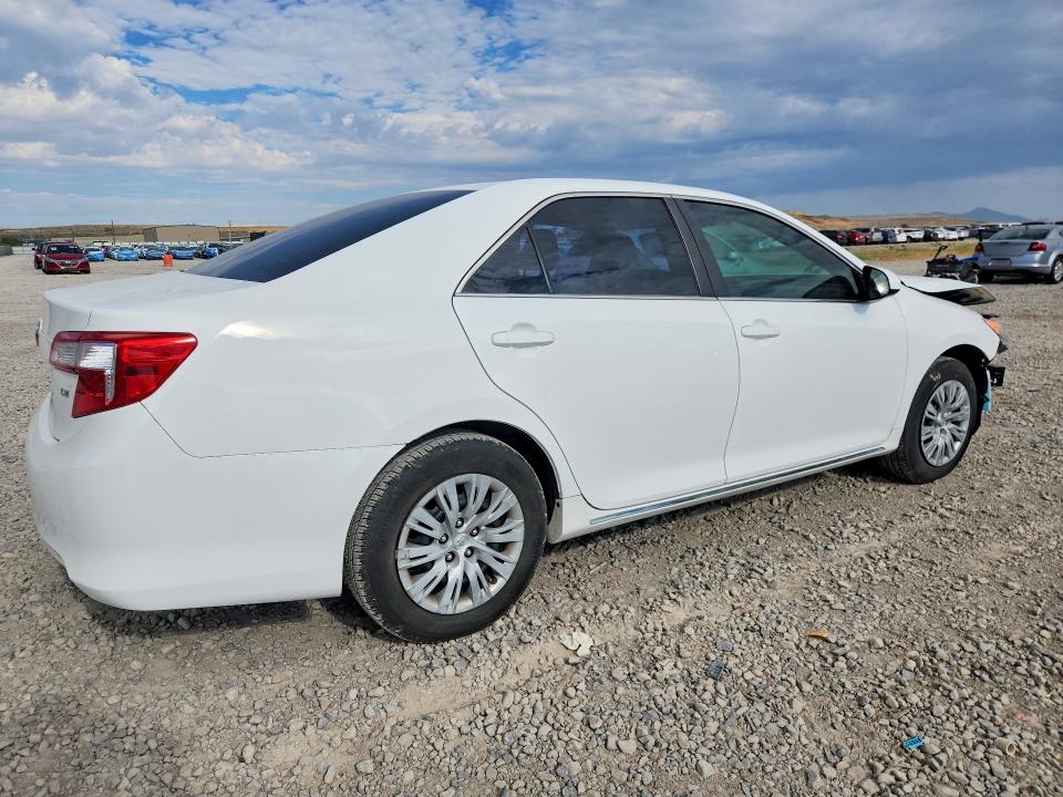 62344646 :رقم المزاد ، 4T1BF1FK7DU247533 vin ، 2013 Toyota Camry مزاد بيع