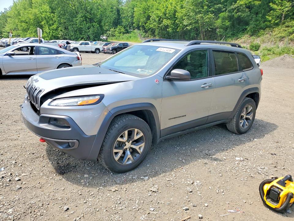 59122436 :رقم المزاد ، 1C4PJMBSXFW779429 vin ، 2015 Jeep Cherokee مزاد بيع
