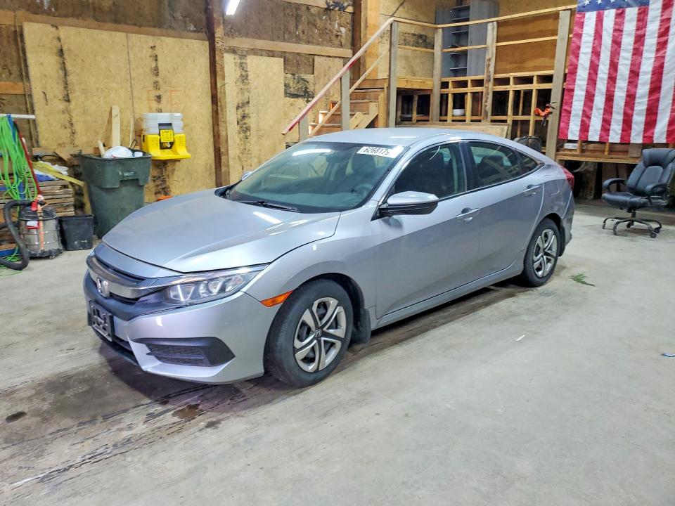 Продаж на аукціоні авто 2018 Honda Civic, vin: 2HGFC2F53JH521700, номер лоту: 62681796