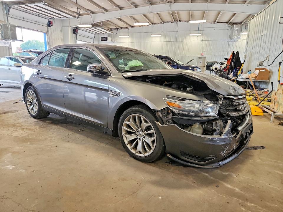 63245346 :رقم المزاد ، 1FAHP2J89EG125680 vin ، 2014 Ford Taurus مزاد بيع