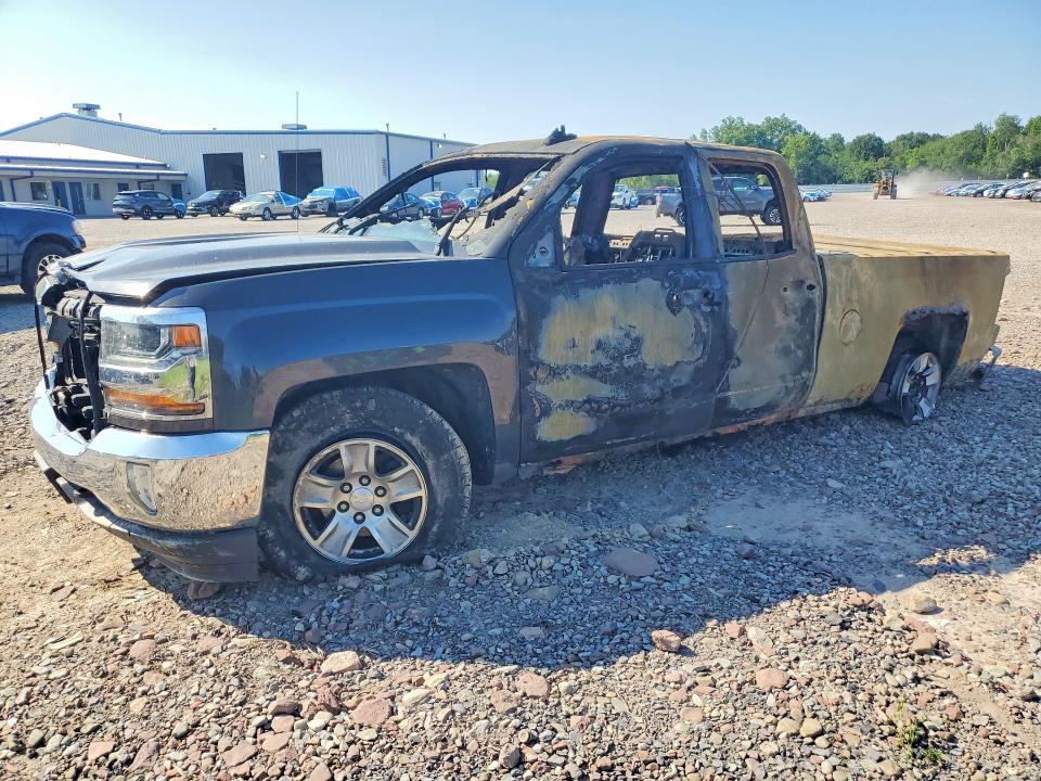 Auction sale of the 2016 Chevrolet Silverado, vin: 1GCVKREC1GZ318755, lot number: 59788206