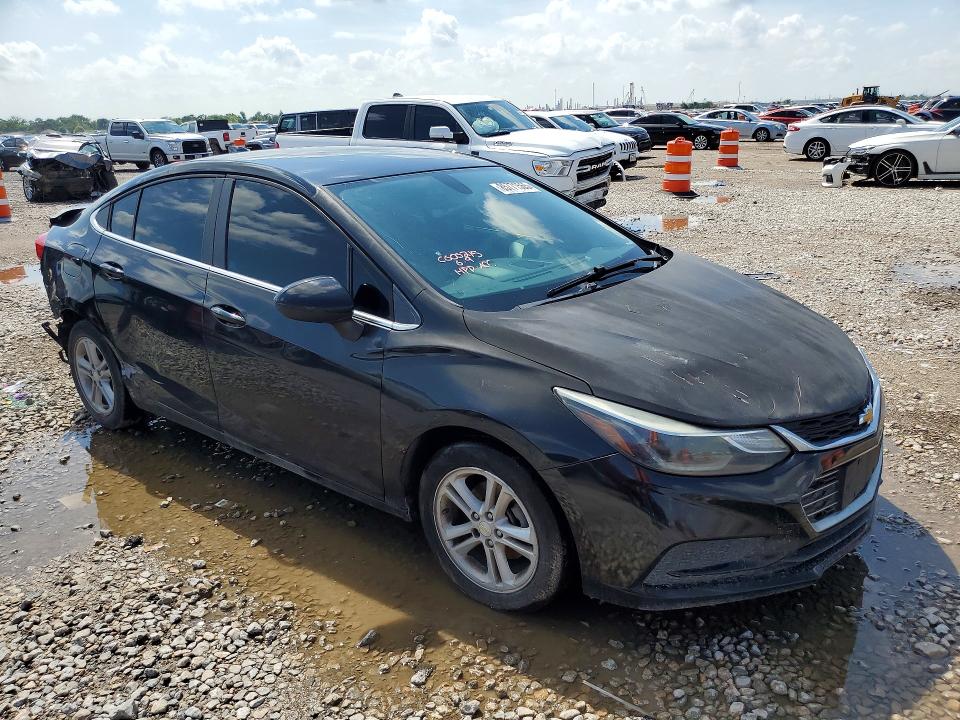 Продажа на аукционе авто 2018 Chevrolet Cruze, vin: 1G1BE5SM7J7120662, номер лота: 85771565