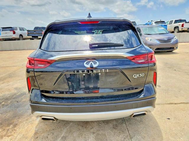 61703576 :رقم المزاد ، 3PCAJ5BAXPF124423 vin ، 2023 Infiniti Qx50 مزاد بيع