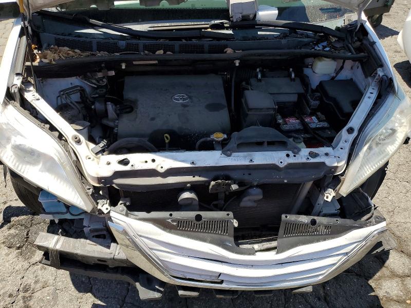 Продаж на аукціоні авто 2015 Toyota Sienna, vin: 5TDKK3DC5FS567500, номер лоту: 62353226