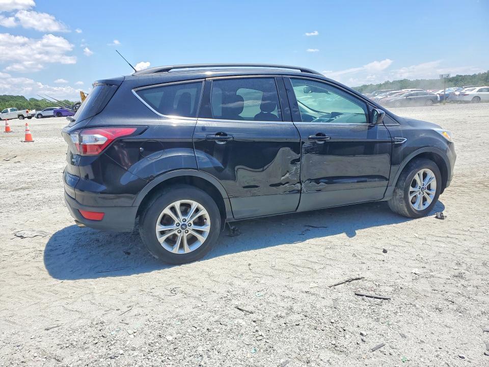 61523876 :رقم المزاد ، 1FMCU9GD6JUA68372 vin ، 2018 Ford Escape مزاد بيع