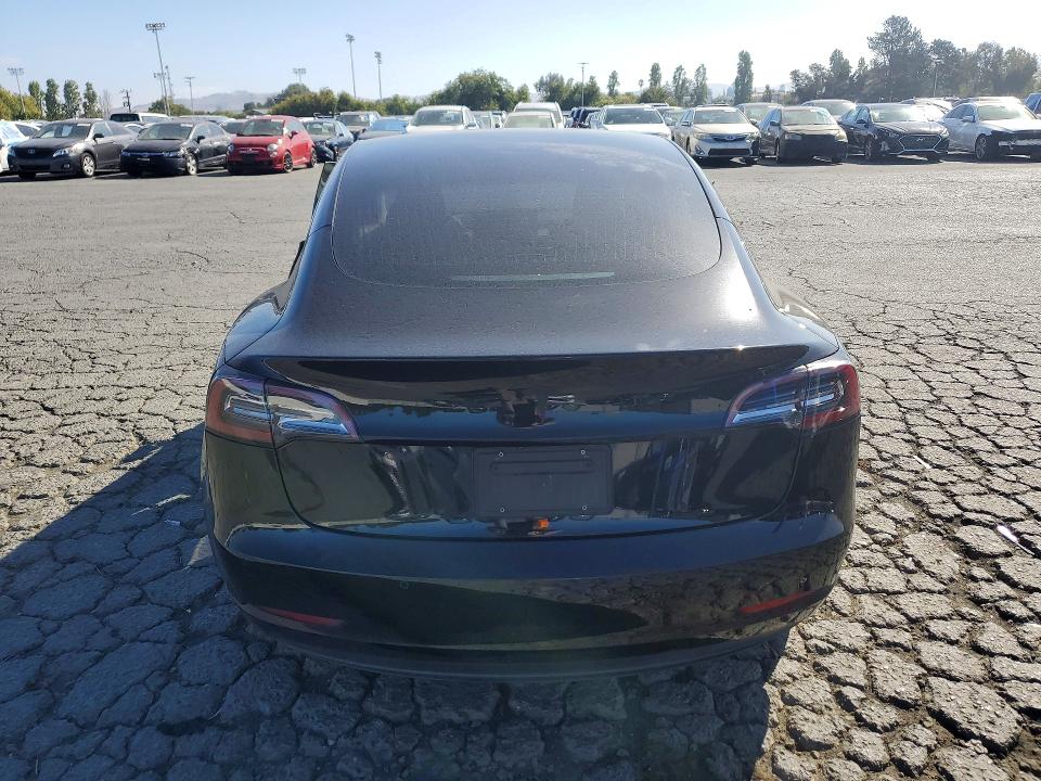 Продажа на аукционе авто 2019 Tesla Model 3, vin: 5YJ3E1EA1KF421123, номер лота: 61424476