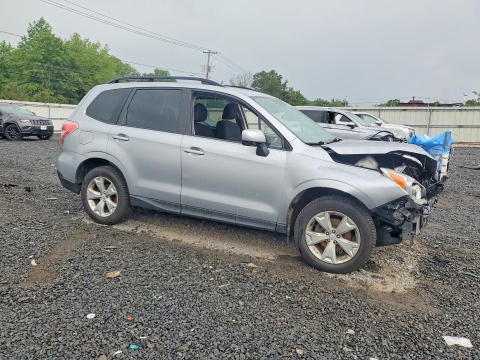 60443916 :رقم المزاد ، JF2SJADC4FH581031 vin ، 2015 Subaru Forester مزاد بيع