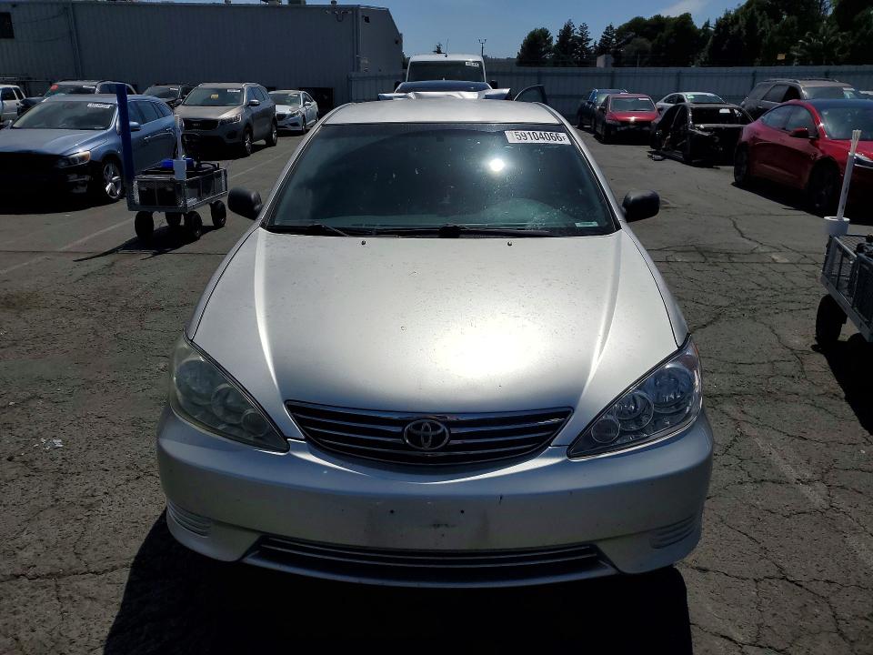 2005 Toyota Camry მანქანა იყიდება აუქციონზე, vin: 4T1BE32K35U037131, აუქციონის ნომერი: 59104066