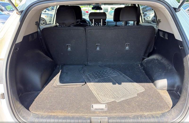 62727356 :رقم المزاد ، KNDPMCAC8L7755809 vin ، 2020 Kia Sportage مزاد بيع